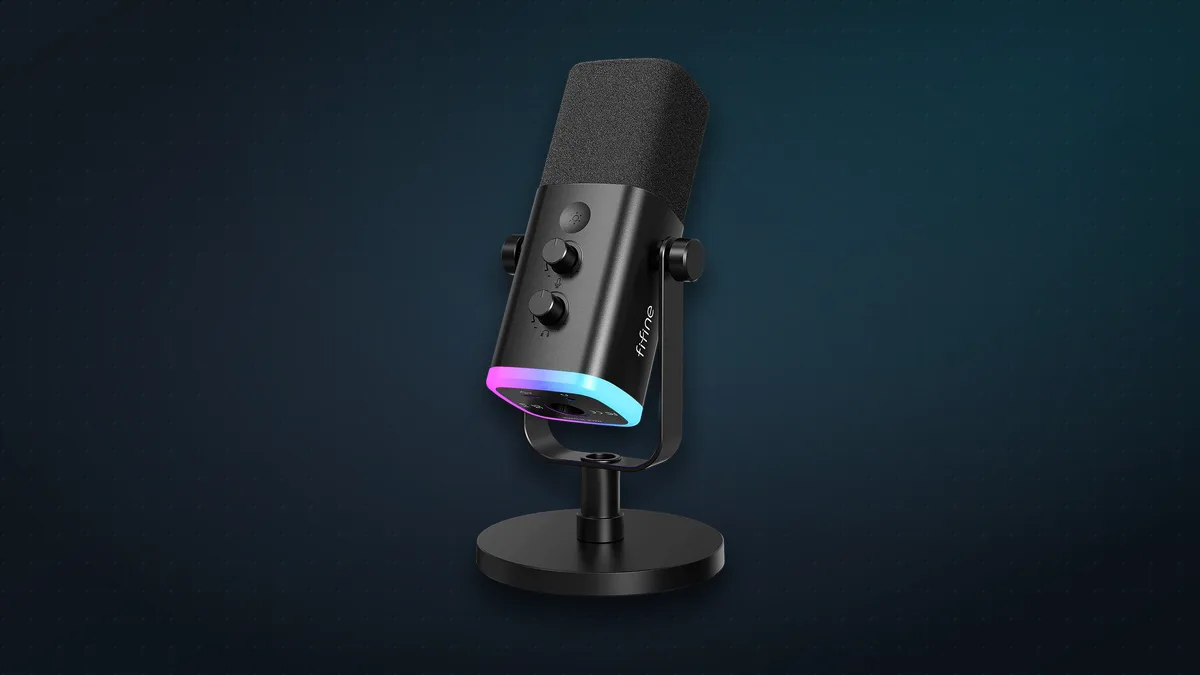 FIFINE AmpliGame AM8 dynamic microphone with RGB ring on its stand