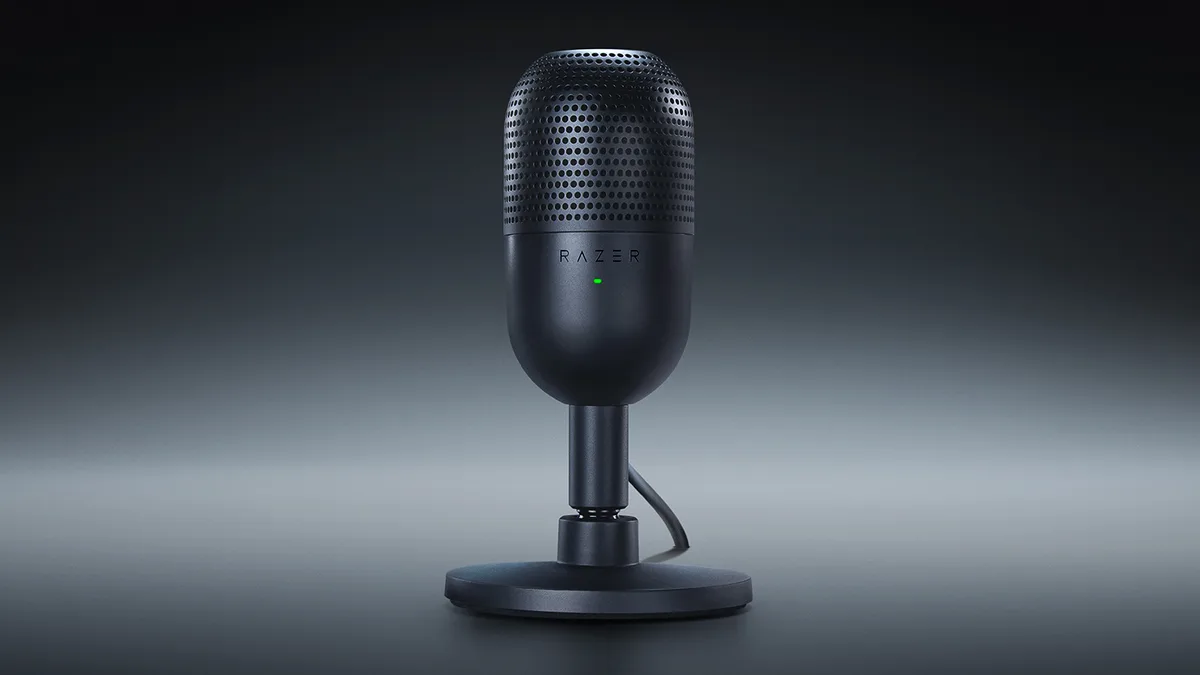 Razer Seiren V3 Mini compact USB microphone in black